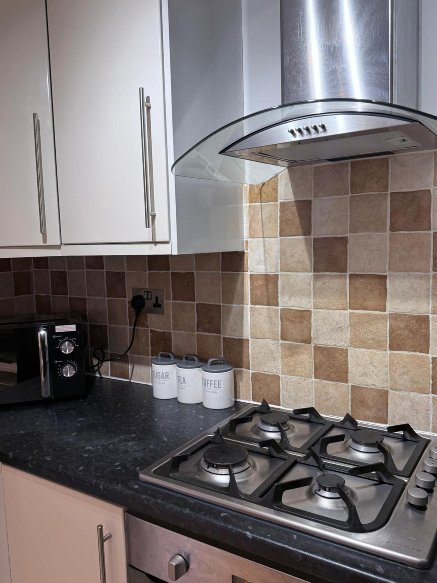 Cosy Guest Suite, West London Χάνσλοου Εξωτερικό φωτογραφία